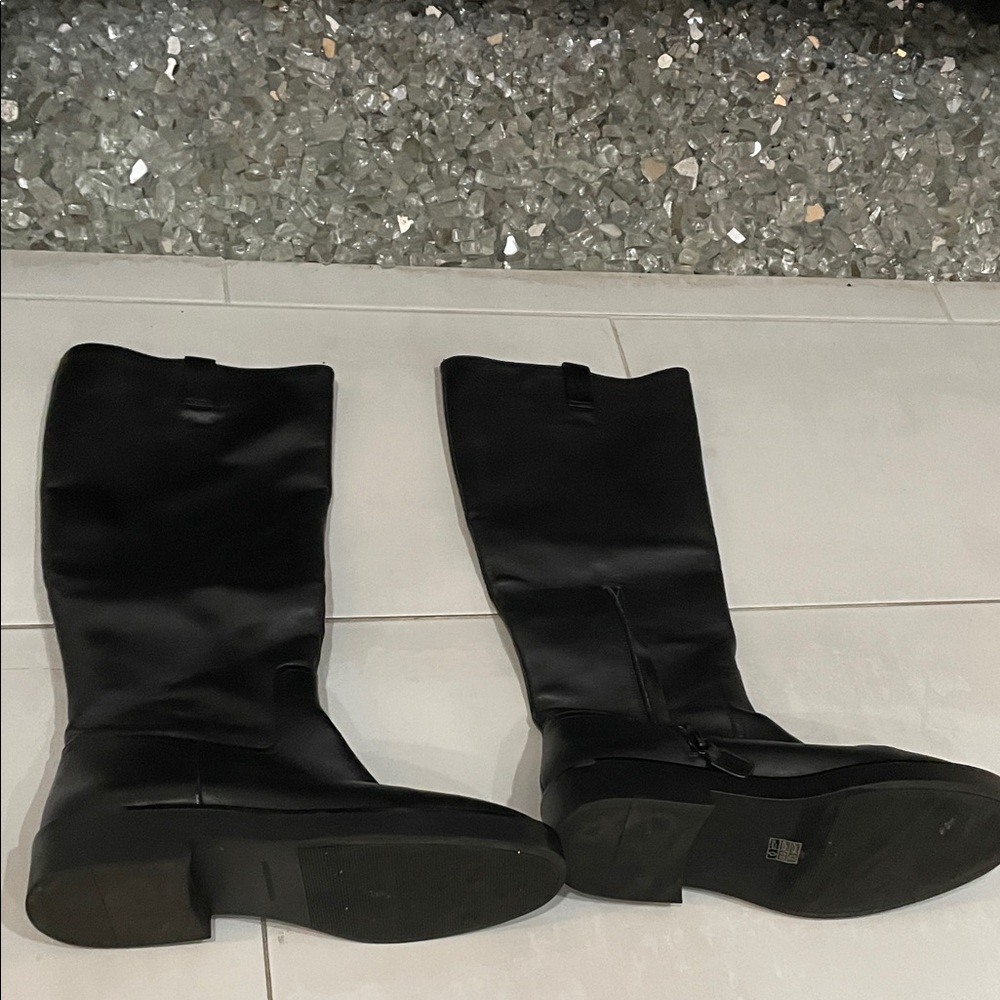 Stuart Weitzman Black Leather riding Boots